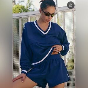 NWT FREE PEOPLE
MOVEMENT NEW CLASSIC SET